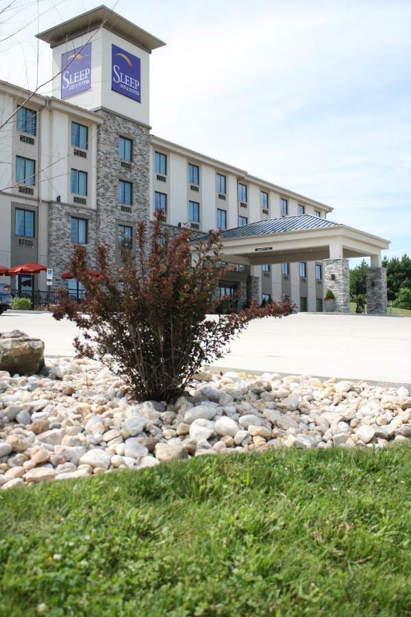 Sleep Inn & Suites Belmont - St. Clairsville Eksteriør bilde